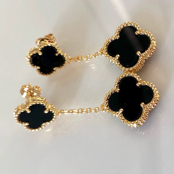 Black Onyx Clover Quatrefoil Drop Gold Earrings - Picture 4 of 8